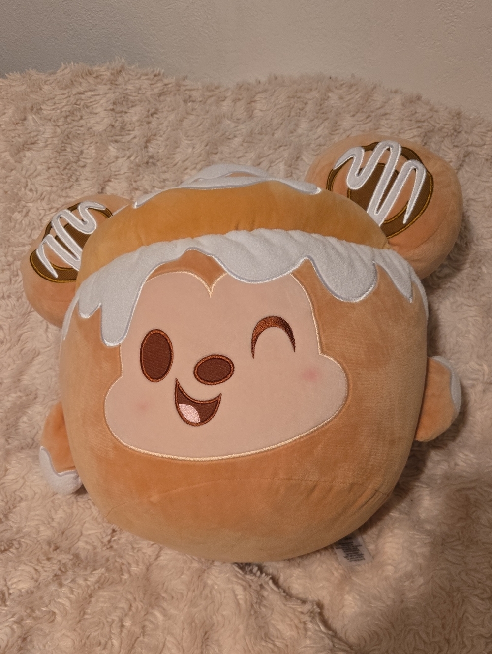 Disney Munchling Cinnamon Roll Mickey Plushie